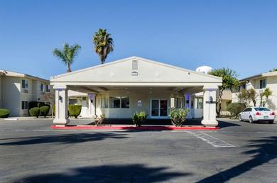 Отель Motel 6-Merced, CA