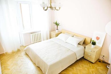 Apartments Large bright flat Dmitrovskaya