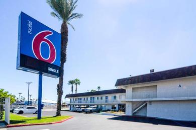 Отель Motel 6-Indio, CA - Palm Springs