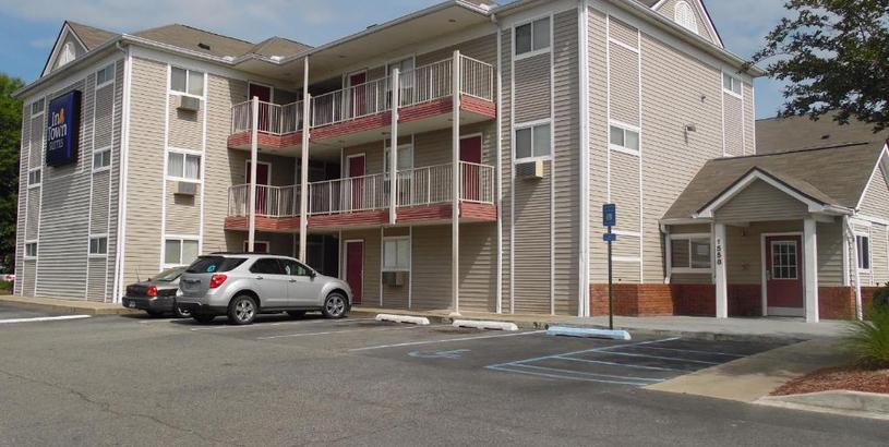 Hotel InTown Suites Extended Stay Valdosta GA