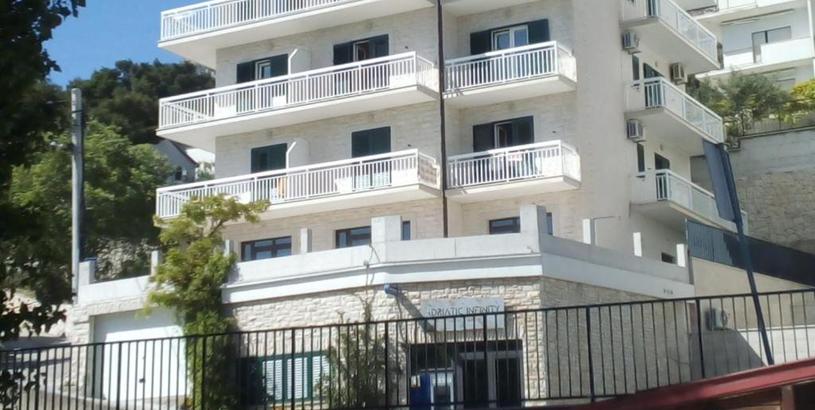 Apartments Apartmani Ćosić