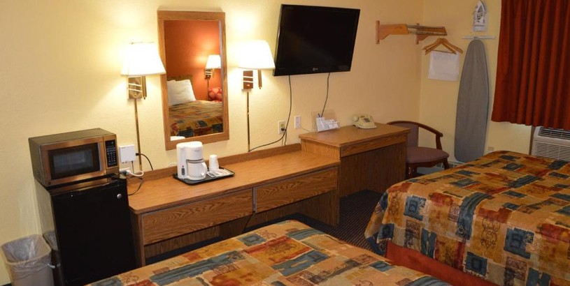 Hotel Burnsville Inn & Suites