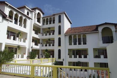 Отель West Bay Colonial Hotel