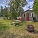 Holiday home Charming Suttons Bay Cottage with Shared Waterfront!
