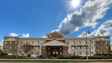 Hotel Holiday Inn Express Hotel & Suites Lincoln-Roseville Area, an IHG Hotel