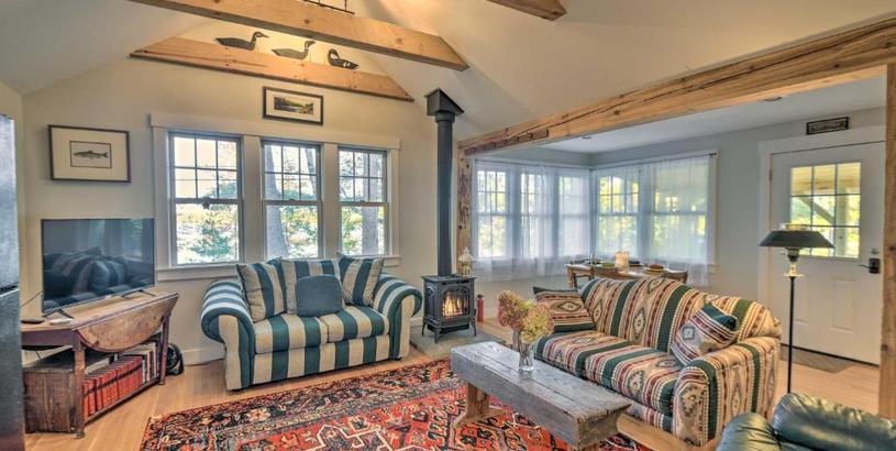 Holiday home Wild Goose Cottage on Little Lake Sunapee!