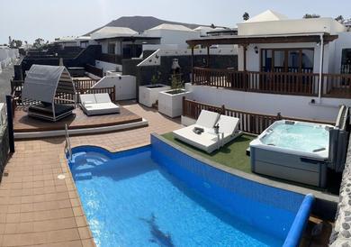 Вилла Villa 64, Vista Lobos, private heated pool x jacuzzi, Playa Blanca