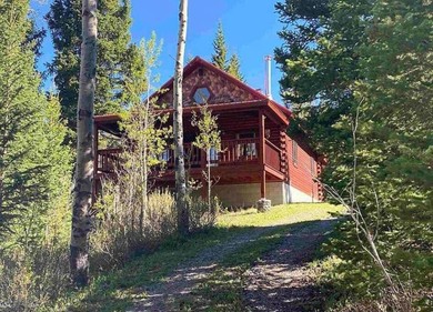 Отель Warm Spring Mountain Cabin - Remote Hideaway