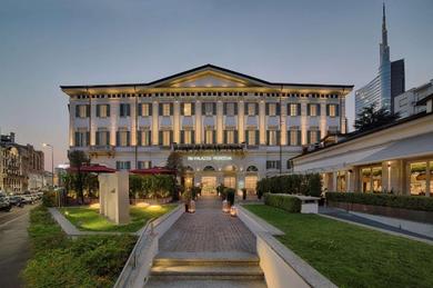 Отель Avani Palazzo Moscova Milan Hotel