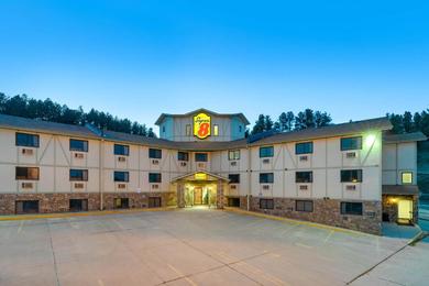 Hotel Super 8 by Wyndham Hill City/Mt Rushmore/ Area