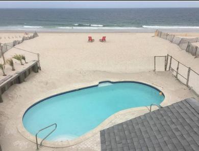 Дом отдыха Oceanfront Home + Private Beach + Pool