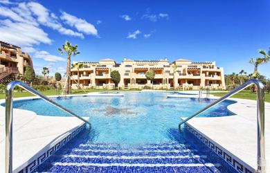 Apartments Very well located apartment 500m from the beach & golf!