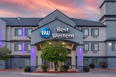 Отель Best Western Palo Duro Canyon Inn & Suites