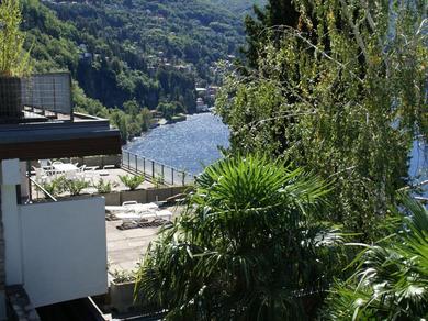 Apartments Holiday home with balcony for 2 4 people by lake Como near Pognana Lario