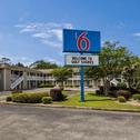 Hotel Motel 6-Gulf Shores, AL