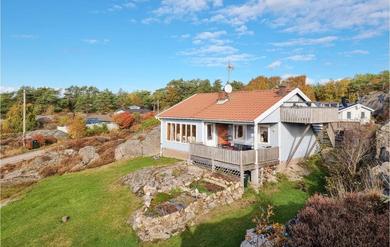 Holiday home Awesome home in Kyrkesund with WiFi and 3 Bedrooms