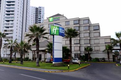 Отель Holiday Inn Express - Iquique, an IHG Hotel