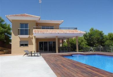 Villa Luxury villa with swimmingpool