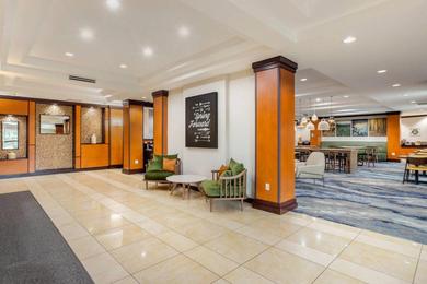 Отель Fairfield Inn & Suites by Marriott Houston Conroe
