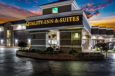 Hotel Quality Inn & Suites Kansas City - Independence I-70 East