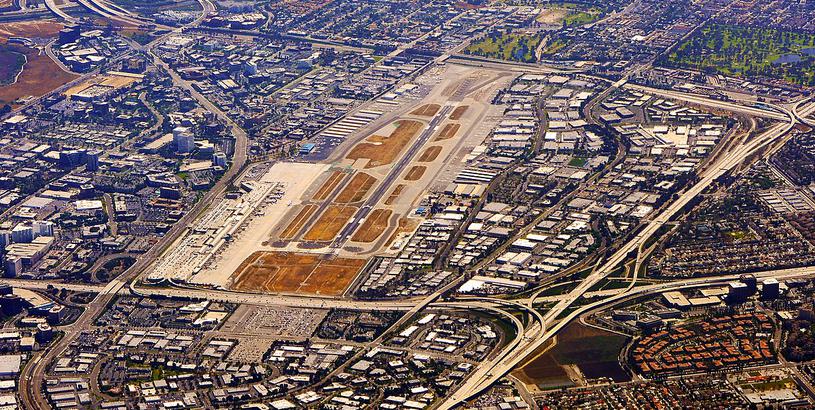 John Wayne Orange County International Airport (SNA), Santa Ana, United States