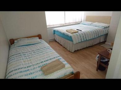 Гостевой дом Room in Guest room - Family Room Sleeps 3 with 1 double and 1 single bed Ground Floor Private shower