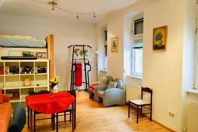 Апартаменты small apartment, 15.Min. from Center
