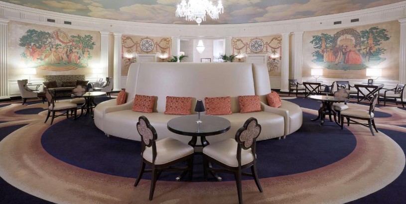 Отель Hotel Roanoke & Conference Center, Curio Collection by Hilton