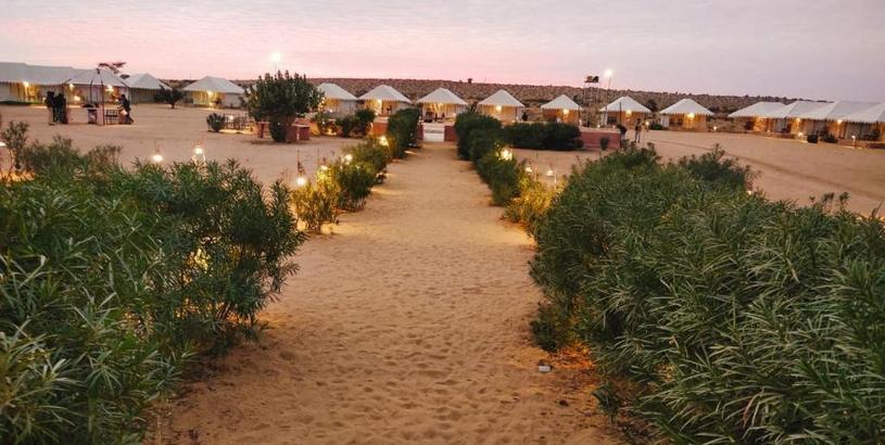 Курорт Amazing Desert Camp