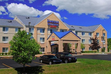 Отель Fairfield Inn & Suites Traverse City