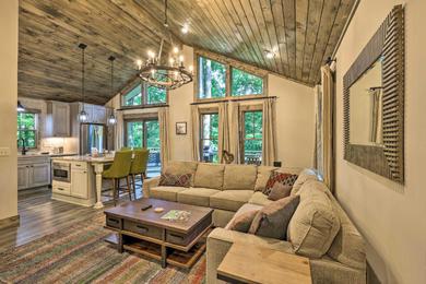 Luxurious Cabin with Wraparound Porch and Pool Access!