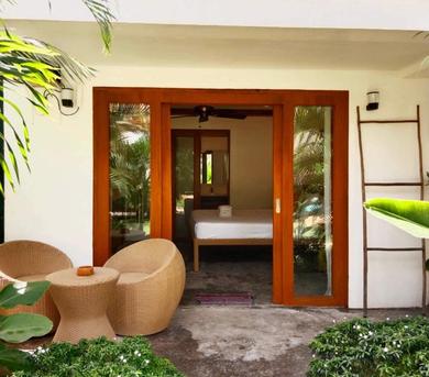 Отель Tropical Temple Siargao Resort