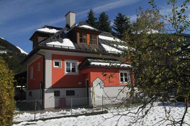 Дом отдыха Villa Schnuck - das rote Ferienhaus