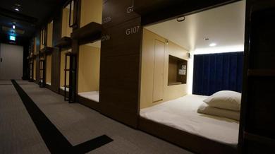 Capsule hotel The Bed and Spa (male only)