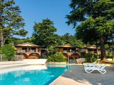 Апартаменты Serene Apartment in Manerba del Garda with Pool