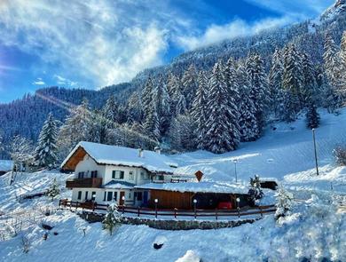 Apartments Ferienwohnung im Herzen der Südtiroler Dolomiten Skifahren und Wandern38 m