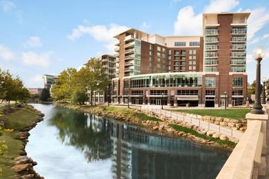 Hotel Embassy Suites by Hilton Greenville Downtown Riverplace