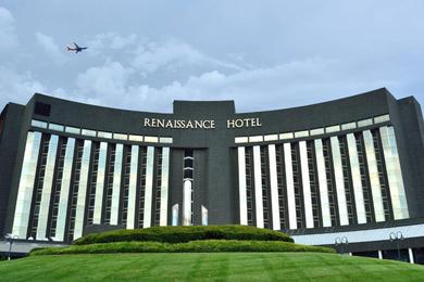 Отель Renaissance St. Louis Airport Hotel