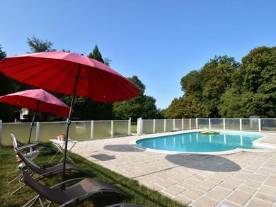 Holiday home Vintage Mansion in Saint Aubin sur Loire with Pool