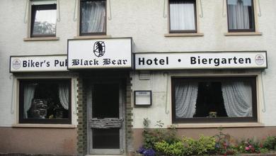 Отель Black Bear Bikers Pub-Hotel