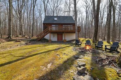 Holiday home Secluded Lakefront Cabin in the woods with firepit