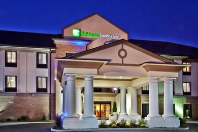 Отель Holiday Inn Express Hotel & Suites Crawfordsville, an IHG Hotel