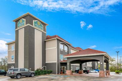 Отель La Quinta Inn & Suites by Wyndham Broussard - Lafayette Area