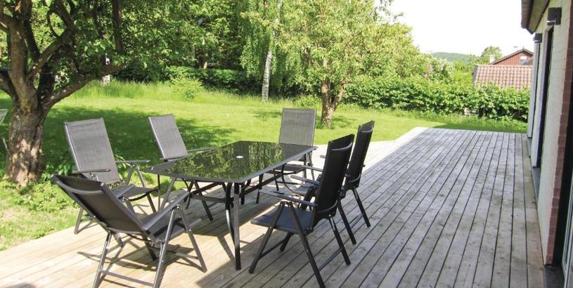 Holiday home Awesome home in Mlndal with 5 Bedrooms and WiFi