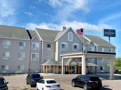 Отель Country Inn & Suites by Radisson, Owatonna, MN