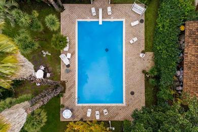 Апартаменты Napoli appartamento in Villa 1 bedroom piscina Wi-fi