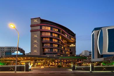 Отель Days Hotel by Wyndham Istanbul Maltepe