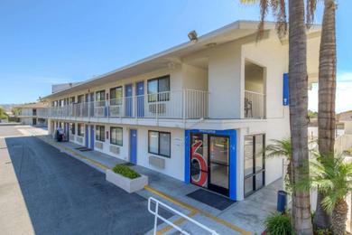 Hotel Motel 6-San Ysidro, CA - San Diego - Border