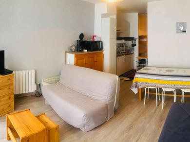 Apartments Appartement Gourette, 1 pièce, 6 personnes - FR-1-400-104