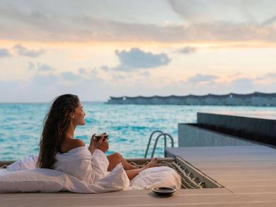 Курорт Mӧvenpick Resort Kuredhivaru Maldives